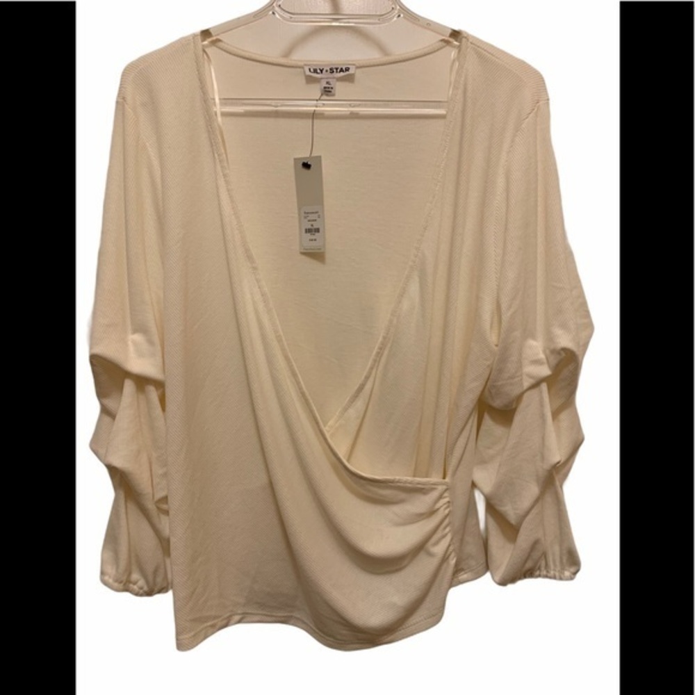 Lily Star Light Knit Top NWT